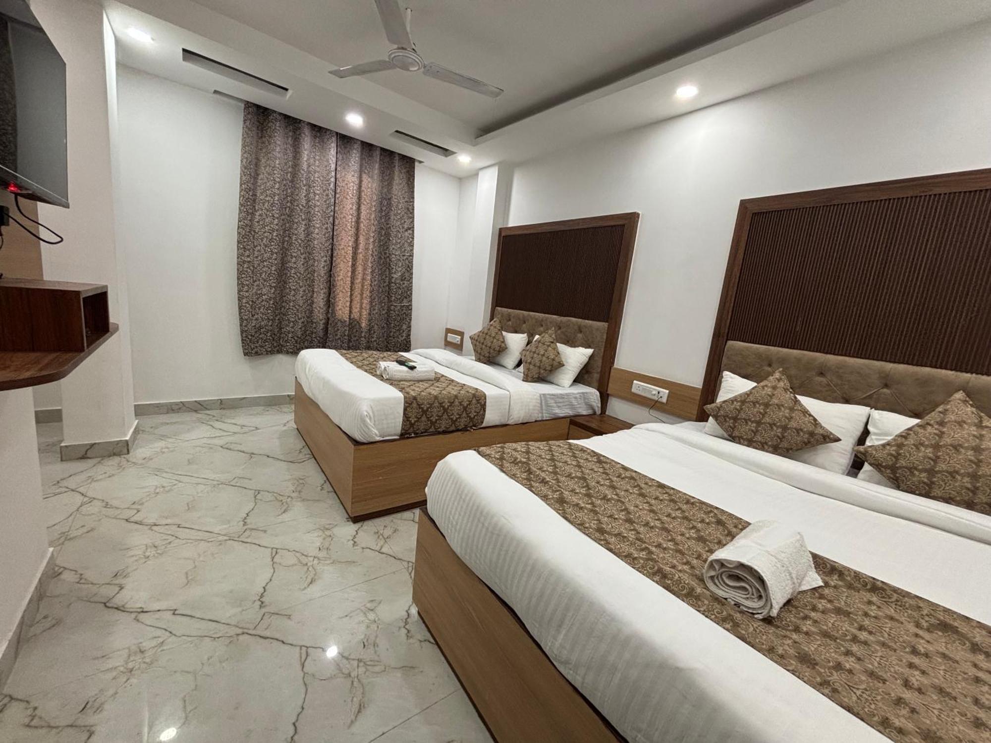 Cg Internationl By Sweet Guest House Нью-Дели Экстерьер фото